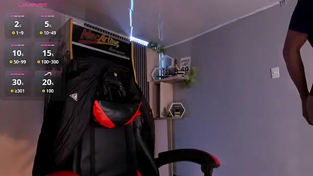 Bastian MCcormick online show from October 19, 2025, 6:05 am