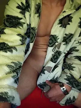 Snapshot of samio37 chatting on March 3, 2026, 9:22 pm samio37 online show from March 3, 2026, 9:22 pm