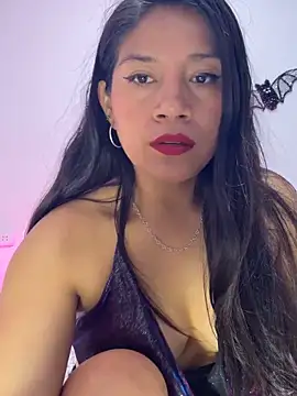 Snapshot of Ariana2017 chatting on November 9, 2025, 3:43 am Ariana2017 online show from November 9, 2025, 3:43 am