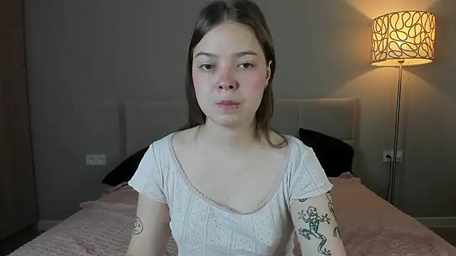 patriciapink online show from April 26, 2026, 8:33 am