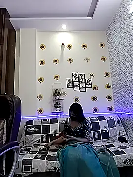 SEEMA 127 online show from March 13, 2026, 5:34 am