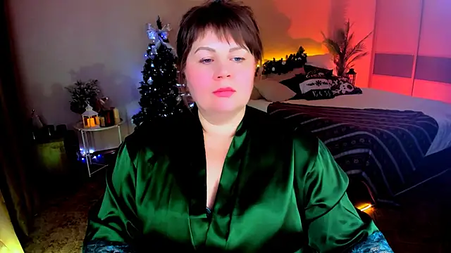 Snapshot of CrystaalStaar chatting on December 13, 2025, 8:04 pm CrystaalStaar online show from December 13, 2025, 8:04 pm