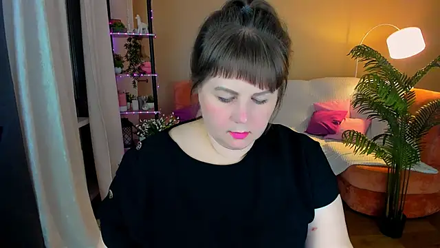 Snapshot of CrystaalStaar chatting on October 13, 2025, 7:26 pm CrystaalStaar online show from October 13, 2025, 7:26 pm