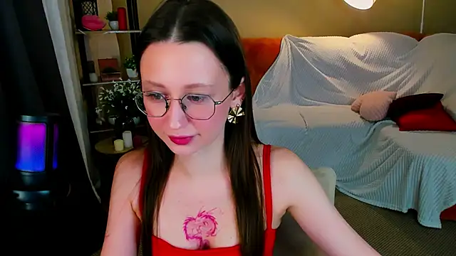 Snapshot of YourLovellyStory chatting on February 21, 2026, 4:31 pm YourLovellyStory online show from February 21, 2026, 4:31 pm