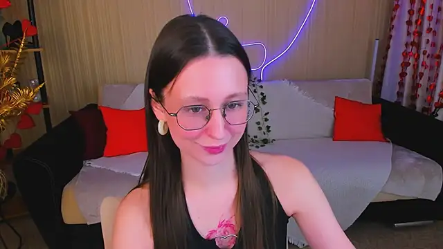 Snapshot of YourLovellyStory chatting on March 7, 2026, 4:45 pm YourLovellyStory online show from March 7, 2026, 4:45 pm