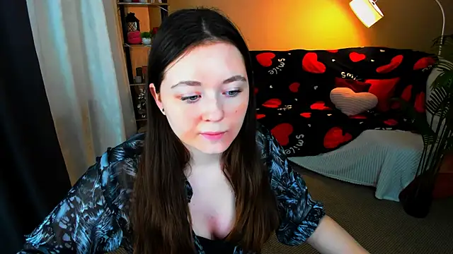 AlluringLookk online show from February 10, 2026, 12:26 pm