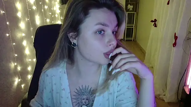 AngelicaHollywood online show from December 21, 2025, 8:20 pm