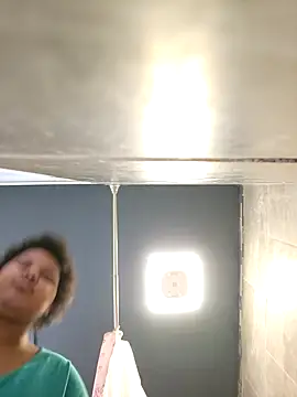 Snapshot of chocolate_bella chatting on February 19, 2026, 3:31 pm chocolate bella online show from February 19, 2026, 3:31 pm