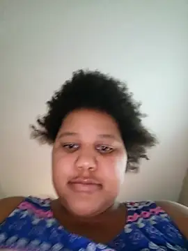 Snapshot of chocolate_bella chatting on March 18, 2026, 3:57 pm chocolate bella online show from March 18, 2026, 3:57 pm