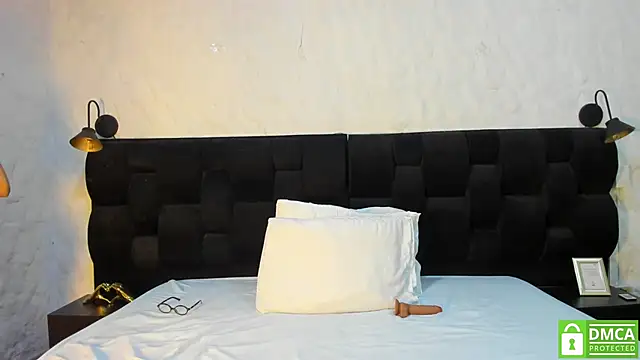 Ava Bonny online show from June 16, 2026, 3:06 am