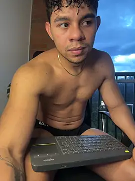 Snapshot of austin_spears_ chatting on November 3, 2025, 10:46 pm austin spears online show from November 3, 2025, 10:46 pm