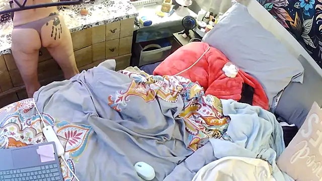 gypsyadventures1 online show from January 6, 2026, 5:39 pm