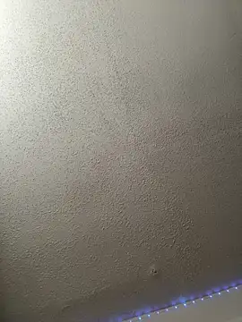 Snapshot of CharmingMaddie chatting on November 11, 2025, 4:24 pm CharmingMaddie online show from November 11, 2025, 4:24 pm