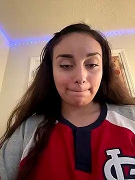 Snapshot of CharmingMaddie chatting on November 5, 2025, 3:20 am CharmingMaddie online show from November 5, 2025, 3:20 am