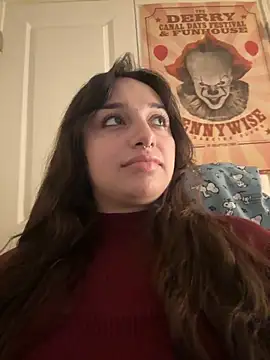 Snapshot of CharmingMaddie chatting on November 27, 2025, 6:14 am CharmingMaddie online show from November 27, 2025, 6:14 am