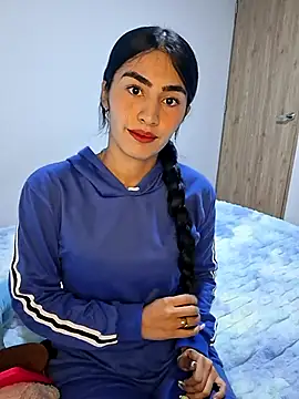 0Bonni1 online show from October 22, 2025, 1:38 am