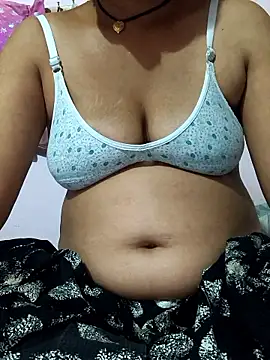 Snapshot of Love-pari077 chatting on May 26, 2026, 3:54 pm Love-pari077 online show from May 26, 2026, 3:54 pm