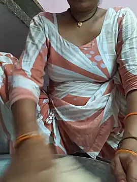 Love-pari077 online show from June 7, 2026, 1:49 pm