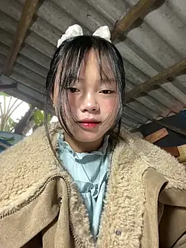 Snapshot of AdamLazis chatting on February 20, 2026, 12:51 am AdamLazis online show from February 20, 2026, 12:51 am