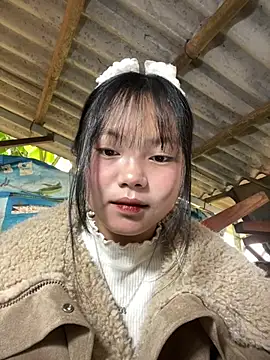 Snapshot of AdamLazis chatting on March 21, 2026, 12:45 am AdamLazis online show from March 21, 2026, 12:45 am