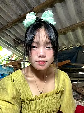 Snapshot of AdamLazis chatting on October 15, 2025, 1:04 am AdamLazis online show from October 15, 2025, 1:04 am