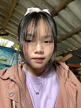 Snapshot of AdamLazis chatting on February 24, 2026, 12:55 am AdamLazis online show from February 24, 2026, 12:55 am