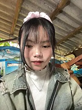 Snapshot of AdamLazis chatting on March 7, 2026, 1:23 am AdamLazis online show from March 7, 2026, 1:23 am