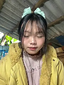 Snapshot of AdamLazis chatting on February 14, 2026, 12:44 am AdamLazis online show from February 14, 2026, 12:44 am