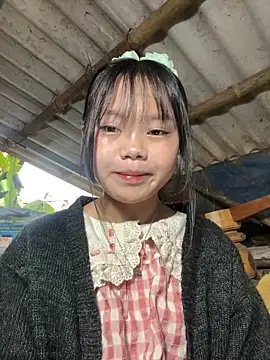 Snapshot of AdamLazis chatting on February 17, 2026, 1:03 am AdamLazis online show from February 17, 2026, 1:03 am