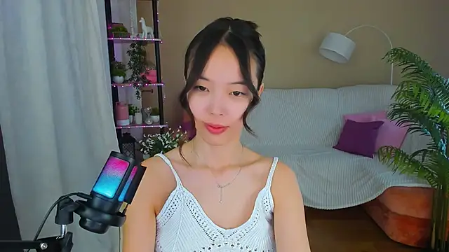 SoulHarmoonyy online show from October 13, 2025, 1:34 pm