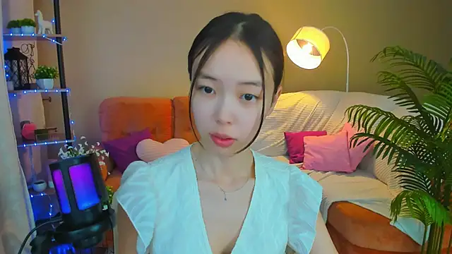 SoulHarmoonyy online show from November 13, 2025, 1:26 pm