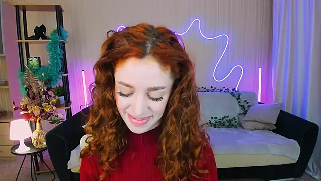 Snapshot of ChristinaConteeree chatting on November 13, 2025, 1:26 pm ChristinaConteeree online show from November 13, 2025, 1:26 pm