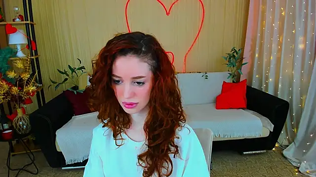 ChristinaConteeree online show from April 26, 2026, 4:32 am