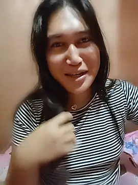 Snapshot of Romantic_Sabrina chatting on May 24, 2026, 7:25 pm Romantic Sabrina online show from May 24, 2026, 7:25 pm