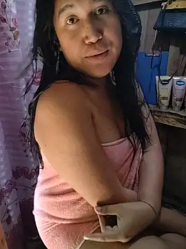 Snapshot of Romantic_Sabrina chatting on July 18, 2026, 1:25 am Romantic Sabrina online show from July 18, 2026, 1:25 am