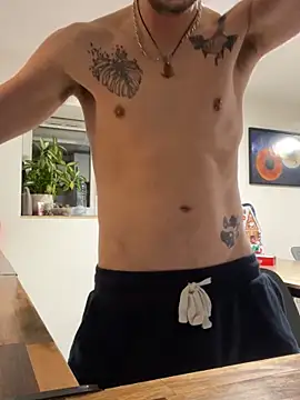 charl-5 online show from November 28, 2025, 7:25 pm