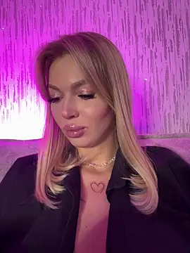 miss veroNika online show from November 27, 2025, 4:02 am