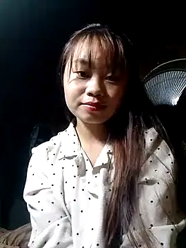 Snapshot of PhayPhay123 chatting on November 18, 2025, 12:30 pm PhayPhay123 online show from November 18, 2025, 12:30 pm