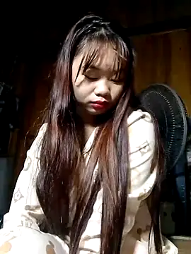 Snapshot of PhayPhay123 chatting on November 19, 2025, 10:43 pm PhayPhay123 online show from November 19, 2025, 10:43 pm