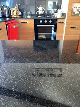 Snapshot of darkdecide chatting on October 31, 2025, 6:32 am darkdecide online show from October 31, 2025, 6:32 am