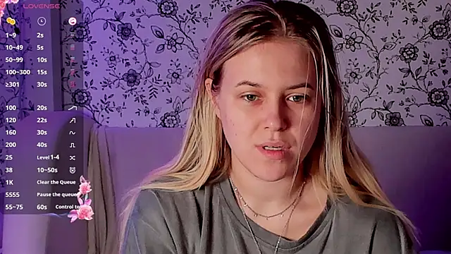 Snapshot of AngelAnty chatting on November 30, 2025, 1:23 pm AngelAnty online show from November 30, 2025, 1:23 pm