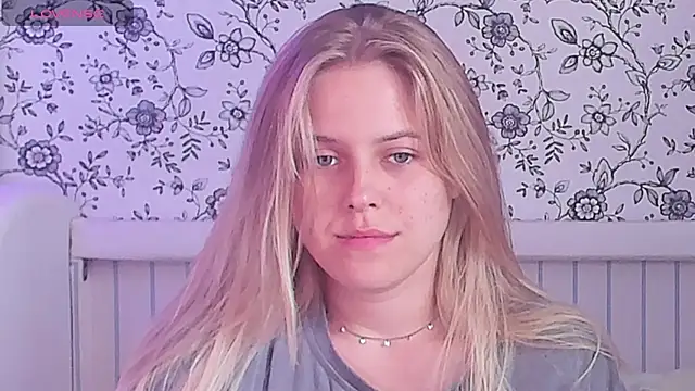 Snapshot of AngelAnty chatting on July 19, 2026, 10:12 am AngelAnty online show from July 19, 2026, 10:12 am