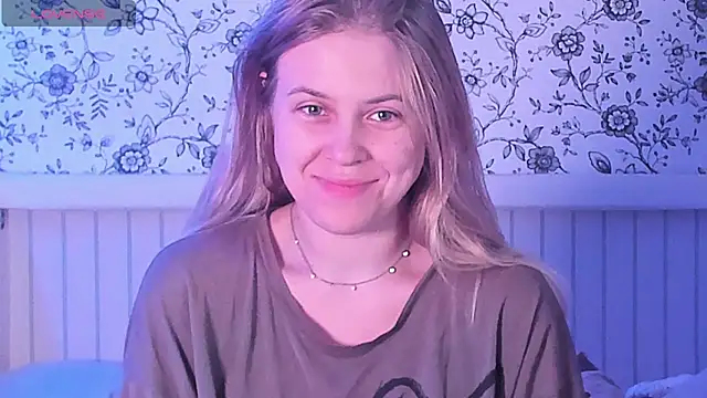 Snapshot of AngelAnty chatting on July 6, 2026, 2:02 pm AngelAnty online show from July 6, 2026, 2:02 pm