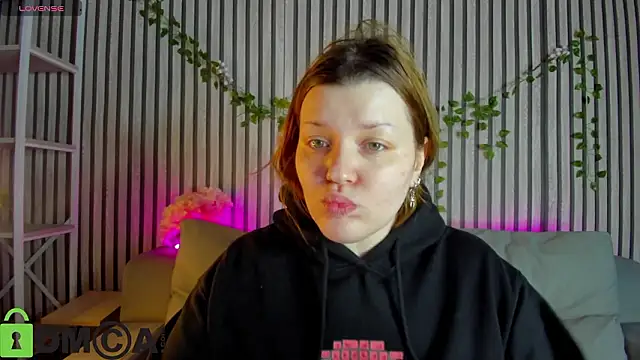 Michele Greenn online show from February 1, 2026, 1:04 am