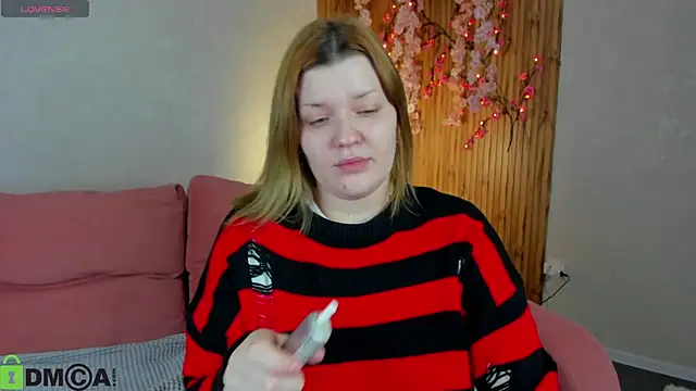 Snapshot of Michele_Greenn chatting on February 23, 2026, 1:07 am Michele Greenn online show from February 23, 2026, 1:07 am