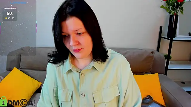 Michele Greenn online show from October 9, 2025, 12:00 am