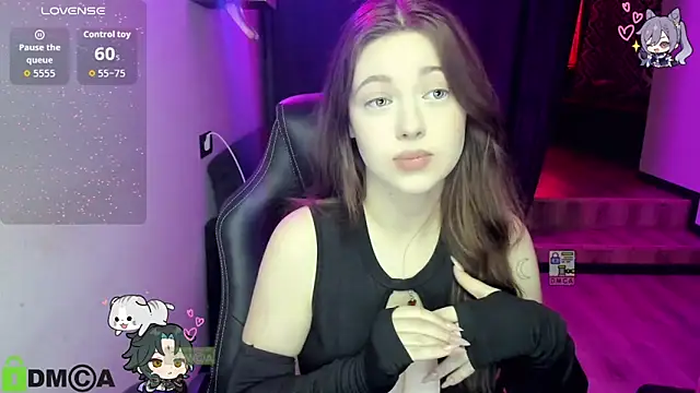 Snapshot of AmourLily chatting on October 16, 2025, 6:32 am AmourLily online show from October 16, 2025, 6:32 am