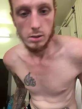 Snapshot of BIGxRED chatting on September 18, 2025, 10:13 pm BIGxRED online show from September 18, 2025, 10:13 pm