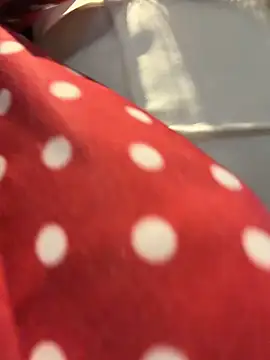 Snapshot of Adora188 chatting on October 19, 2025, 7:11 am Adora188 online show from October 19, 2025, 7:11 am