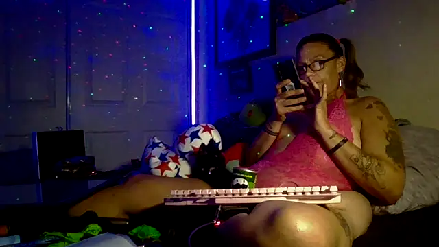 SparklesB1tch online show from November 10, 2025, 12:43 pm